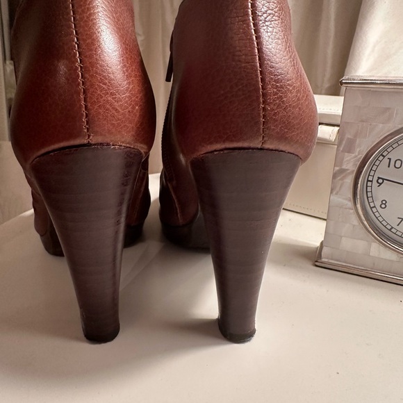Richton leather high heeled ankle boot - Picture 5 of 9